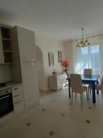 Casa Delle Rose Holiday home *
